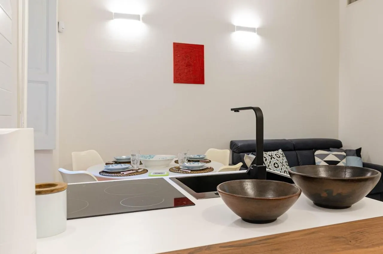 Suite Sant'Ambrogio, Universita Cattolica Italy